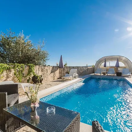 Mit Grossem Pool Und Meerblick Apartment *